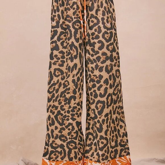 BiBi Leopard Print With Contrast Banded Wide Pants - Picture 2 of 11